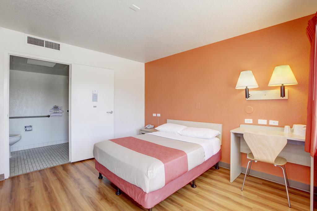 Motel 6-Corona, Ca Εξωτερικό φωτογραφία