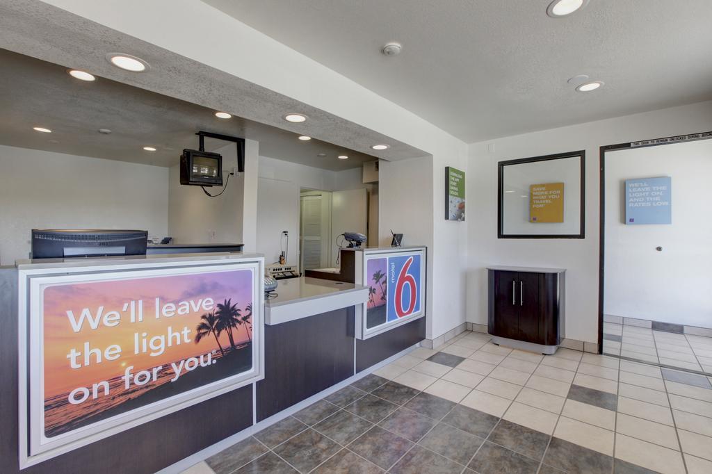 Motel 6-Corona, Ca Εξωτερικό φωτογραφία