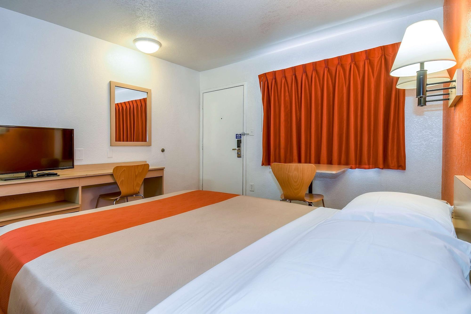 Motel 6-Corona, Ca Εξωτερικό φωτογραφία