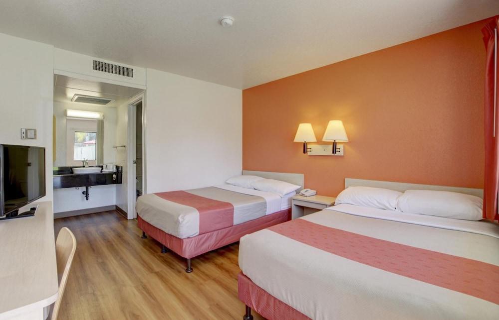 Motel 6-Corona, Ca Εξωτερικό φωτογραφία